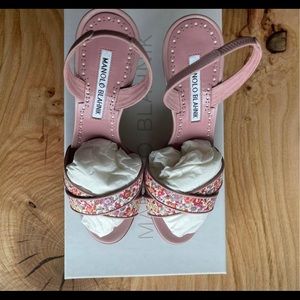 Manolo Blahnik Lasista Pink Sandals size 35